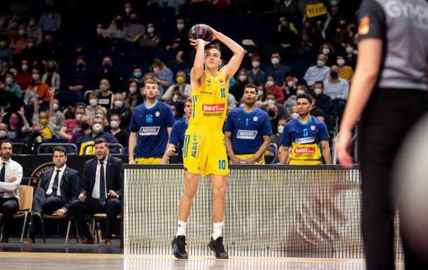 张本智和 张本智和