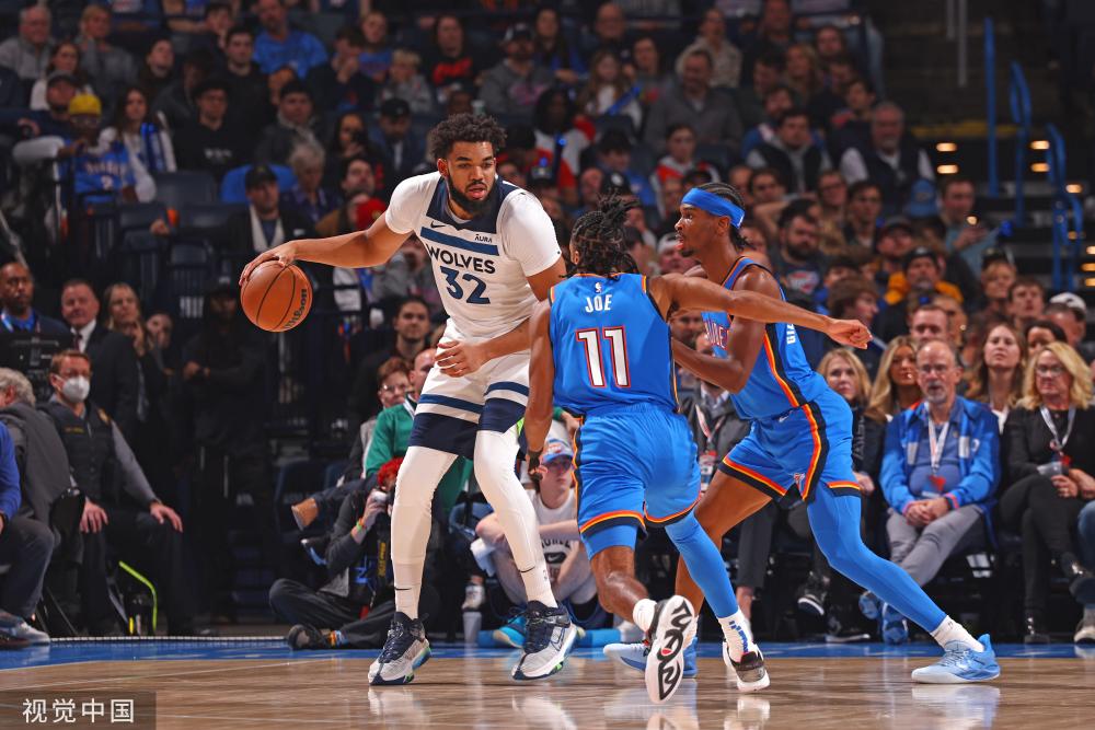 迫使对方在 迫使对方在