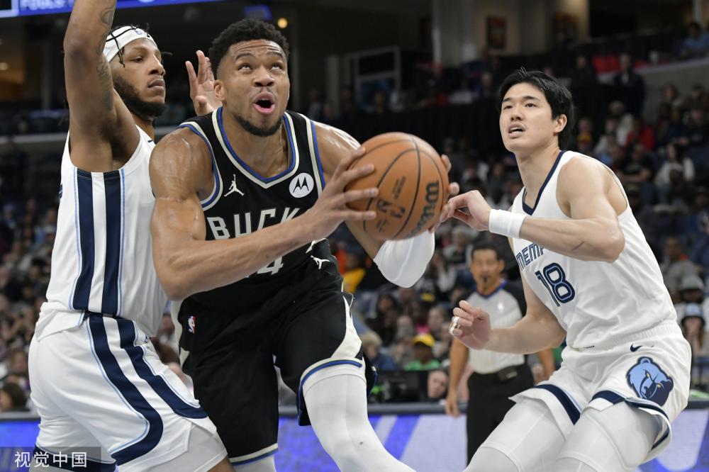 许多球队的 许多球队的