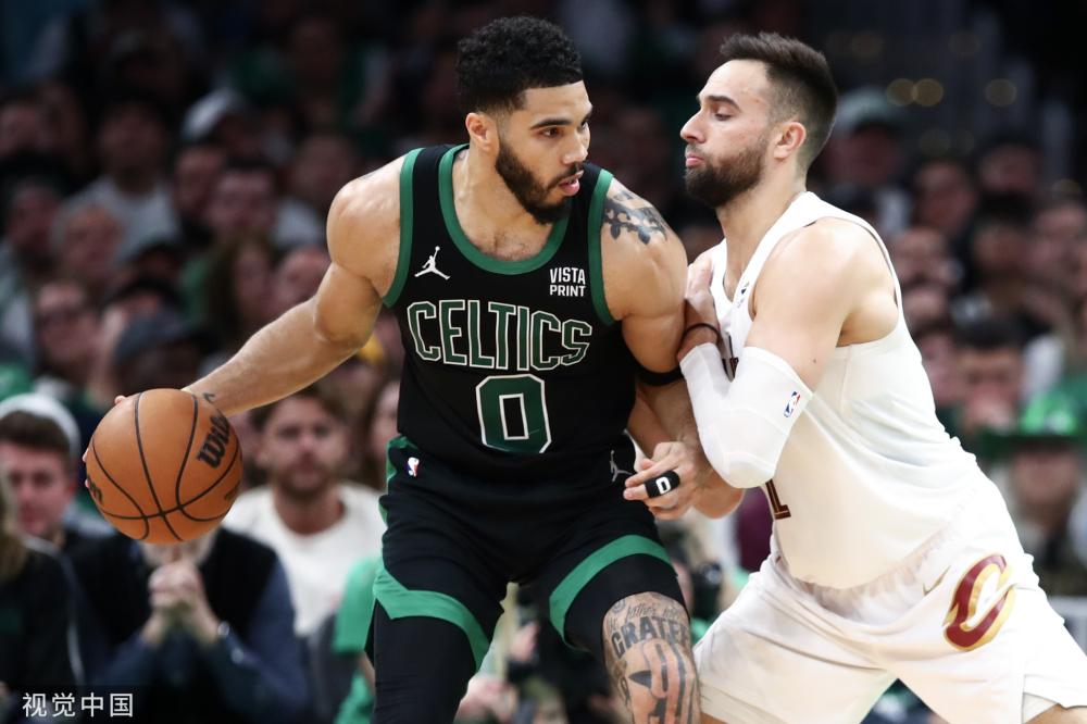 也得益于背 也得益于背